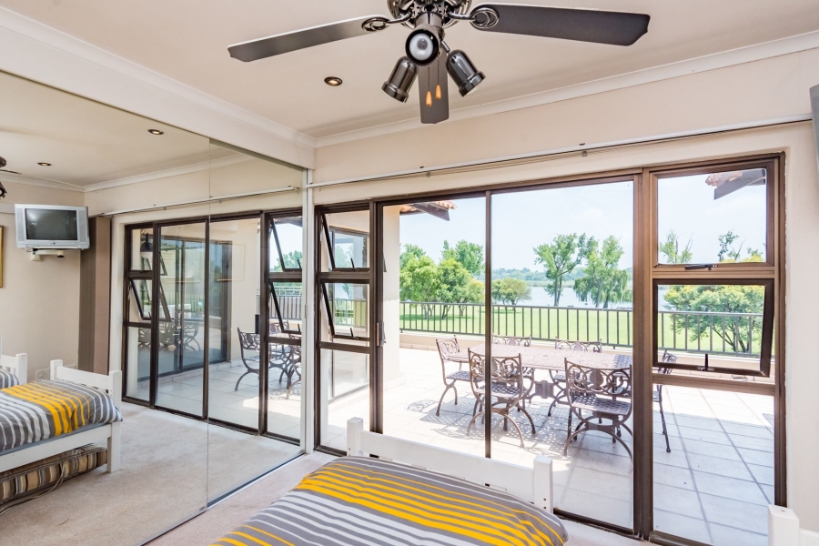 5 Bedroom Property for Sale in Club Milos Estate Free State